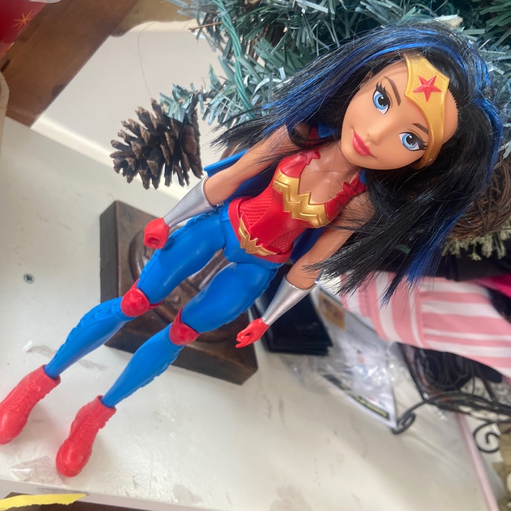 DC Super Hero Wonder Woman Barbie Doll w/ Headband